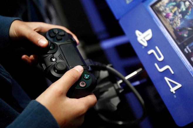 Sony обрушить ціну PlayStation 4