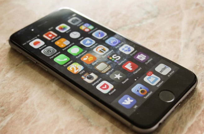Apple випустила нову ОС для старих моделях iPhone