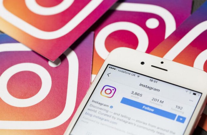 Instagram звинуватили в шпигунстві за користувачами