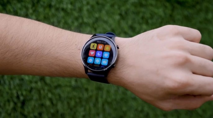 Представлений смарт годинник Xiaomi Mi Watch Revolve