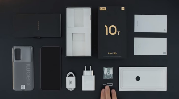 Офіційна розпакування Xiaomi Mi 10T Pro на відео