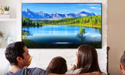 Компанія LG оголосила, що з 16 листопада почне оновлювати програмне забезпечення на своїх телевізорах. В рамках оновлення будуть покращені деякі функції, але в той же час власники «сірих» телевізорів LG в Україні, Туркменістані та країнах СНД можуть позбутися доступу до функцій Smart TV.
