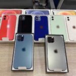 Перше відео з розпакуванням iPhone 12 і iPhone 12 Pro