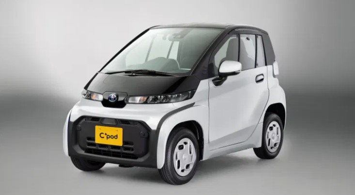 Японський автовиробник Toyota анонсував надкомпактний електромобіль Tiny C + pod, характеристики якого істотно відрізняються від звичних електричних моделей. Втім, новинка буде продаватися на японському ринку, де користувачі давно звикли до мініатюрним автомобілів.