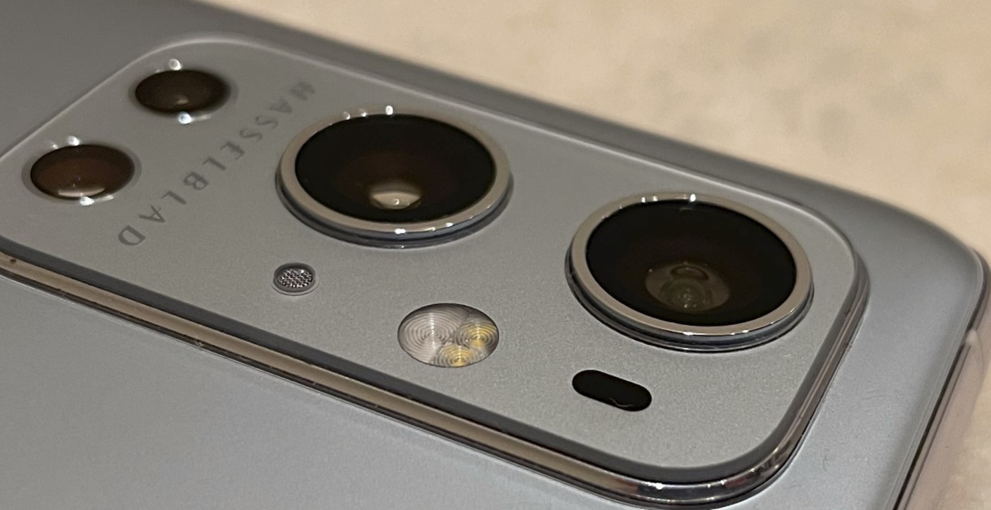 OnePlus 9 Pro з крутою камерою вперше на живих фото