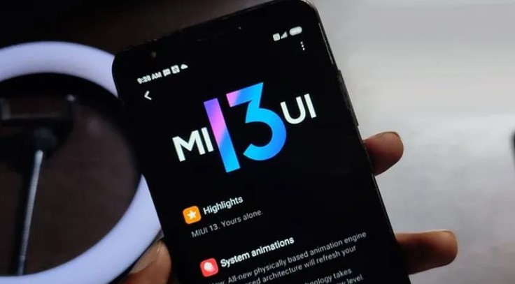 Дуже старі смартфони Xiaomi отримали кастомну прошивку MIUI 13