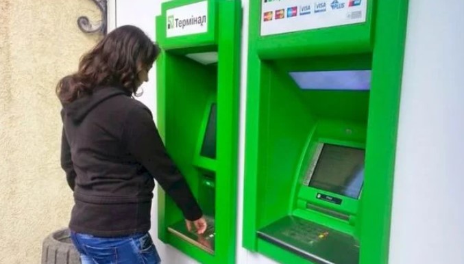ПриватБанк поновив банкомати: що змінилося