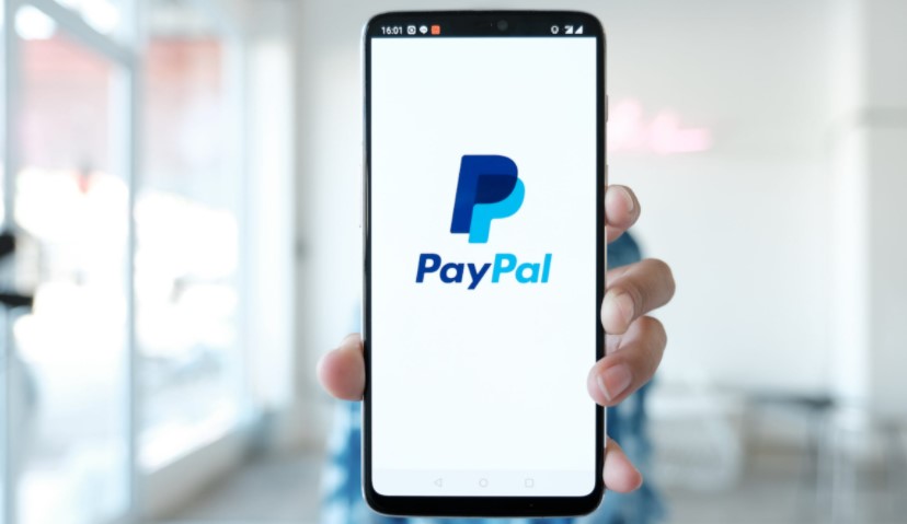 В Україні почав повноцінно працювати PayPal