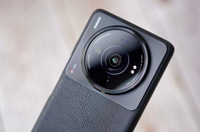 Як встановити камеру та віджети з Xiaomi 12S Ultra на свій Xiaomi