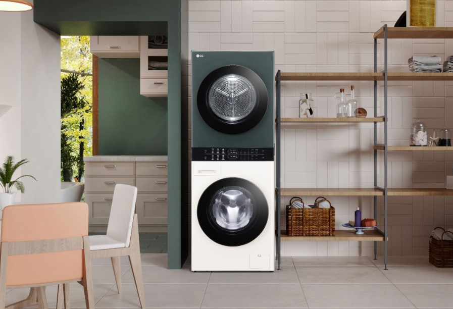 LG показала нову прально-сушильну "вежу" WashTower Compact
