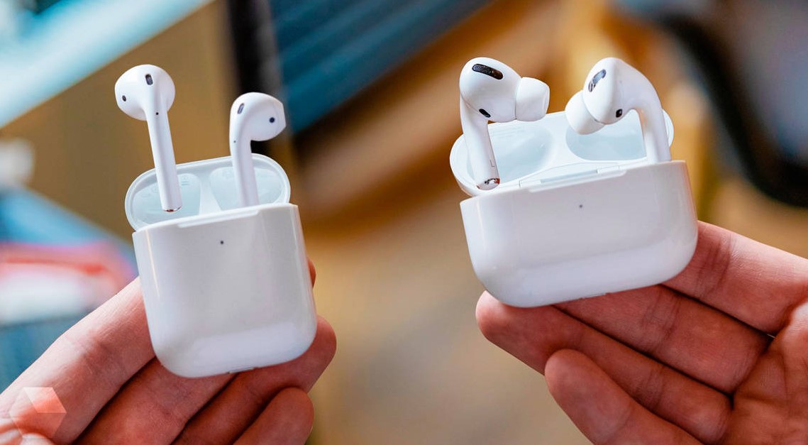 Нові навушники Apple AirPods Pro 2 вперше впали в ціні і одразу дуже відчутно