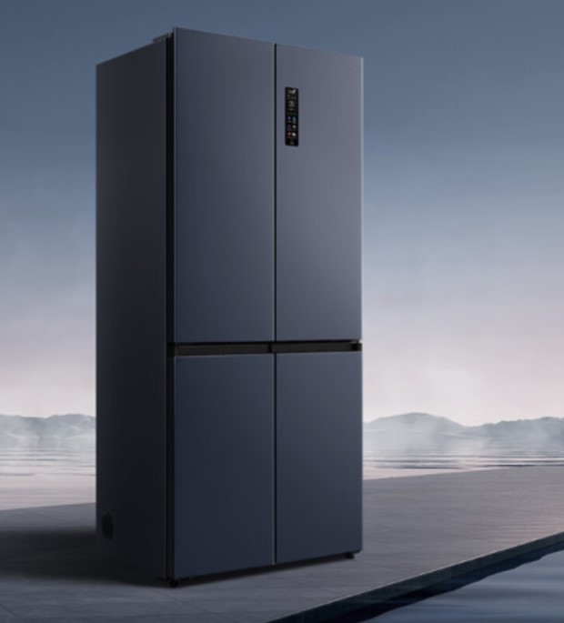 TCL офіційно представила компактний чотиридверний холодильник з функцією самоочищення T9 
