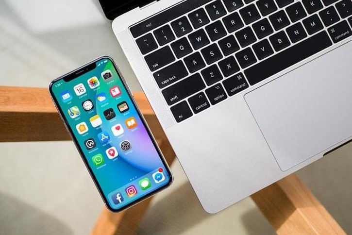 Apple спростила самостійний ремонт iPhone та MacBook