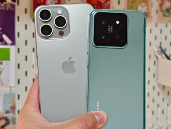 iPhone 15 Pro Max та Xiaomi 14 зіткнулися у «битві камер»