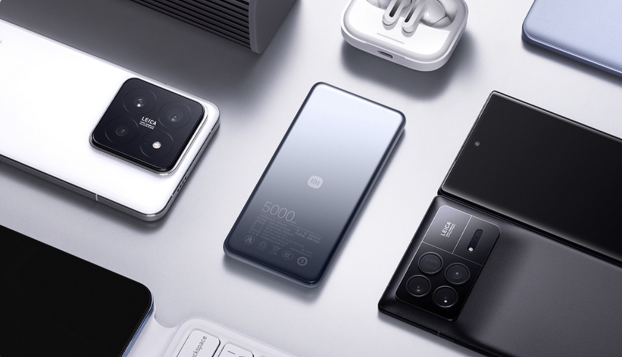 Xiaomi випустила мініатюрний пауербанк із дзеркальним дизайном