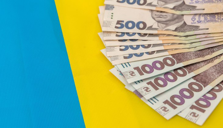 В Україні жінки отримають нову грошову допомогу до 15 000 доларів: як отримати