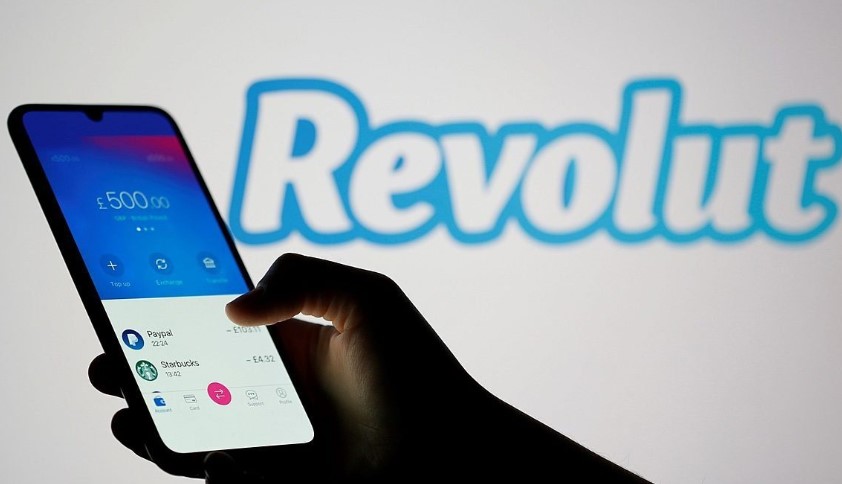 Revolut проводить тестування свого продукту в Україні: як отримати карту револют в декілька кліків