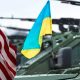 США грають жорстко: за яких умов Україна отримає зброю та розвіддані