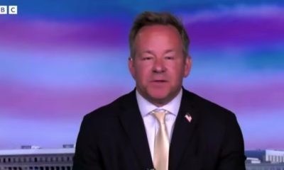 Карма в дії: журналіста, який запитав Зеленського про костюм настигла карма