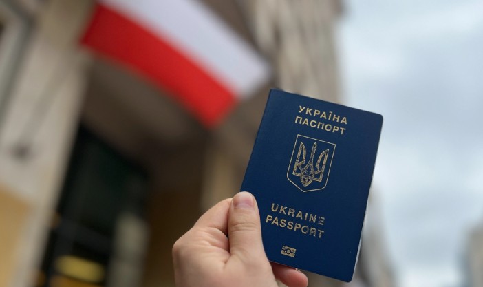 Українців шокували новими правилами в'їзду до Польщі: потрібні тисячі євро
