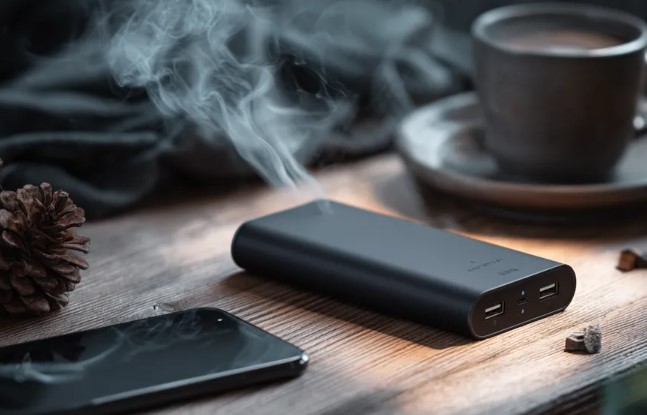 Xiaomi вирішила не чекати вибухів і відкликала з ринку майже 150 тисяч портативних акумуляторів