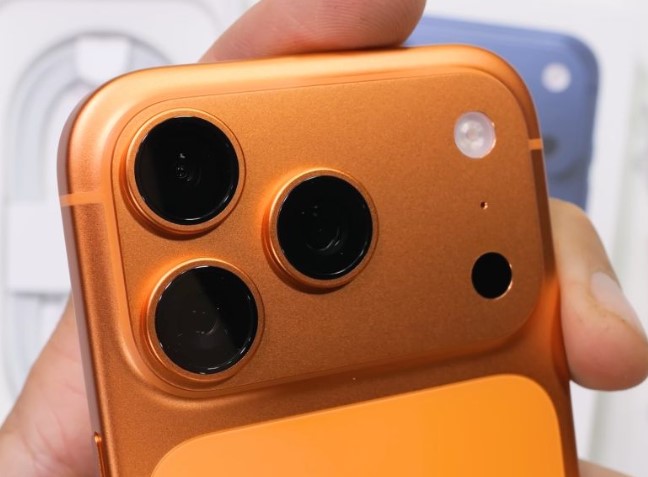 Відомий блогер підтвердив проблему із дряпанням корпусу iPhone 17 Pro