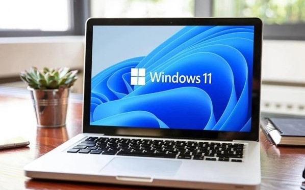 Microsoft zakryvaye vsi shlyakhy vstanovlennya Windows 11 bez pidklyuchennya do internetu
