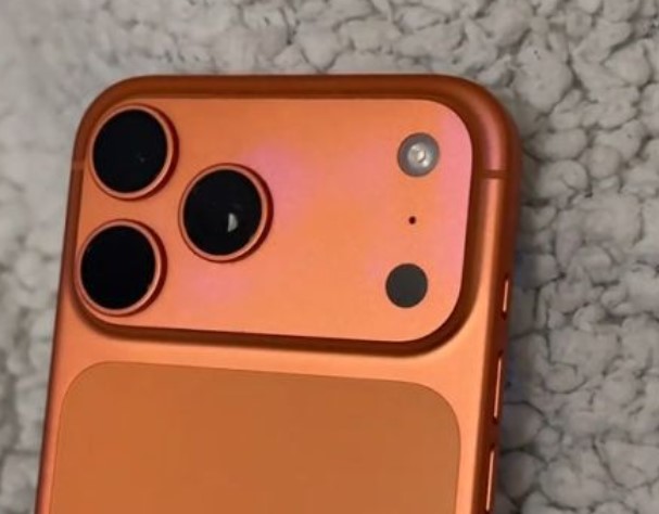 Власники iPhone 17 Pro поскаржилися на нову проблему з його корпусом