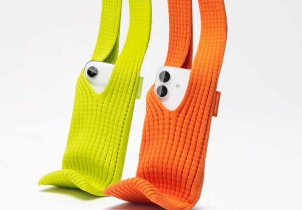 Apple випустила «шкарпетку» для iPhone за 230 доларів