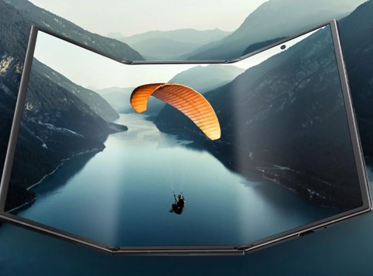 Офіційно представлений складний Samsung Galaxy Z TriFold: великий екран та ємна АКБ у тонкому корпусі