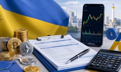 Цікаві факти про криптовалюту і податки Криптовалюта не є повністю анонімною. Блокчейн зберігає історію транзакцій, тому рух коштів часто можна простежити, особливо якщо гаманець пов'язаний з біржею, банківською карткою або верифікованим акаунтом. У багатьох країнах податок виникає не тоді, коли людина просто купила крипту, а коли вона її продала, обміняла або використала для оплати. Саме момент отримання вигоди найчастіше вважається податковою подією. Стейкінг і фармінг можуть виглядати як пасивний дохід, але для податкових органів це все одно може бути прибутком. Причина проста - користувач отримує нові токени як винагороду. Ще один важливий момент - обмін однієї криптовалюти на іншу також може мати податкові наслідки в окремих юрисдикціях. Наприклад, продаж Bitcoin за Ethereum у деяких країнах прирівнюють до операції з активами, навіть якщо гроші на картку не виводилися.
