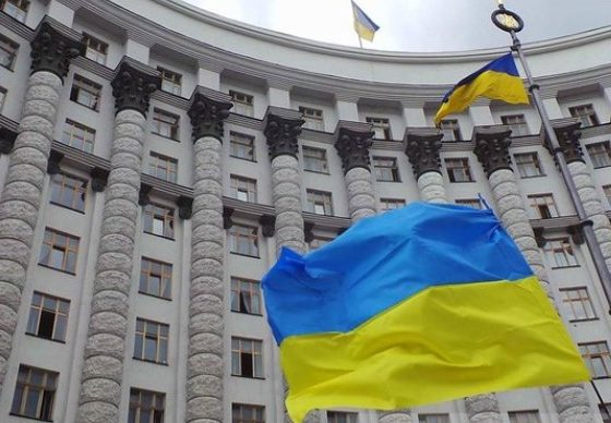 Українців, які нині живуть за кордоном, хочуть активніше заохочувати до повернення додому.