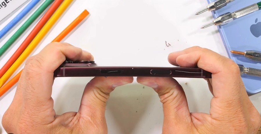 Новий iPhone 18 Pro вирішили перевірити в одному з найжорсткіших тестів на міцність.