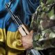 Українську армію нерідко називають «армією 40+». Серед військовослужбовців справді багато чоловіків середнього віку.